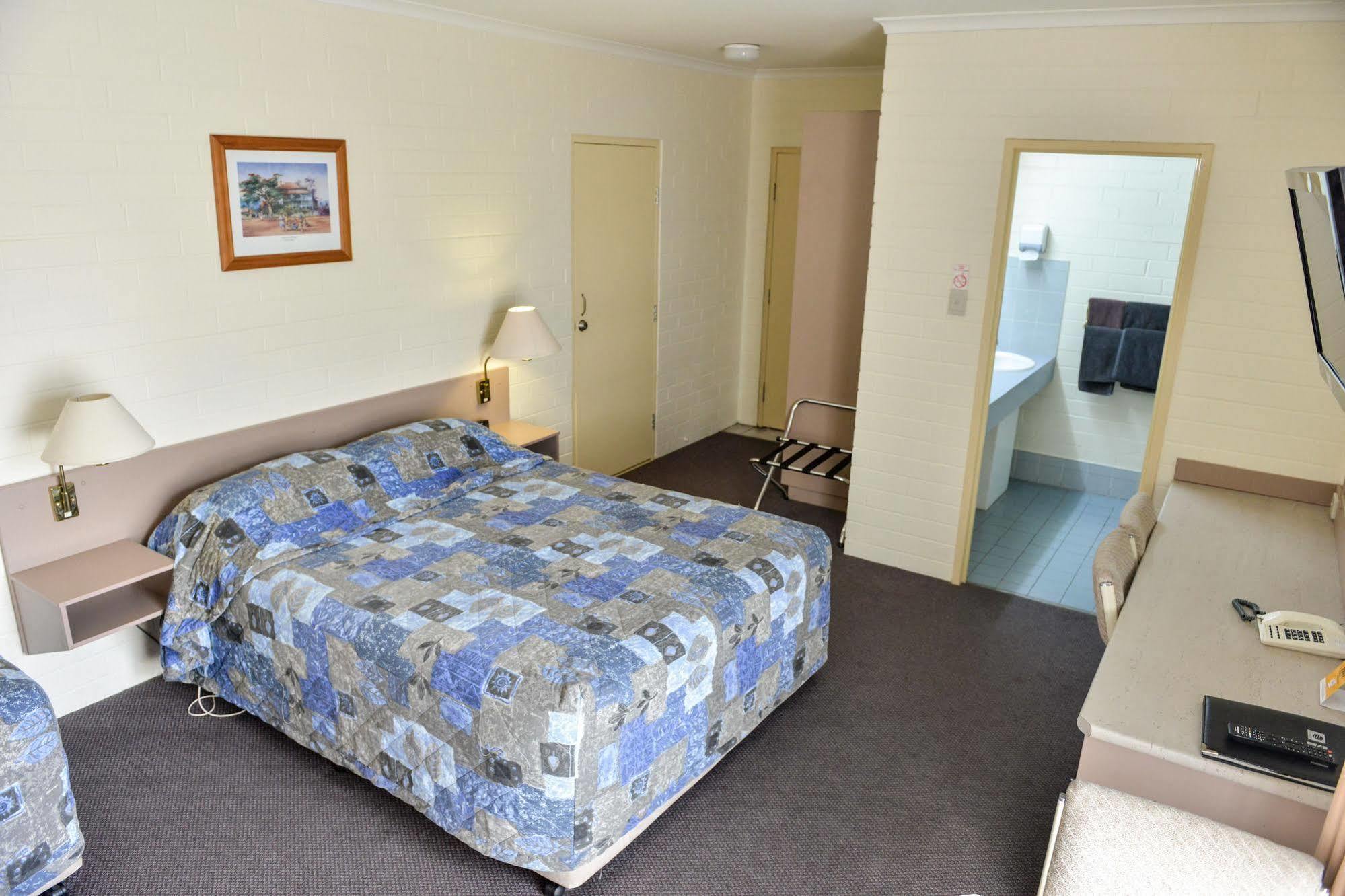 Pioneer Motel Goondiwindi Buitenkant foto