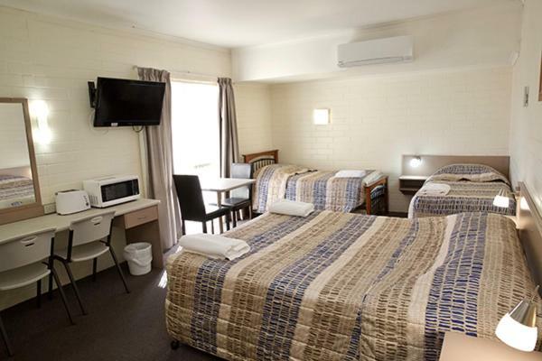 Pioneer Motel Goondiwindi Buitenkant foto