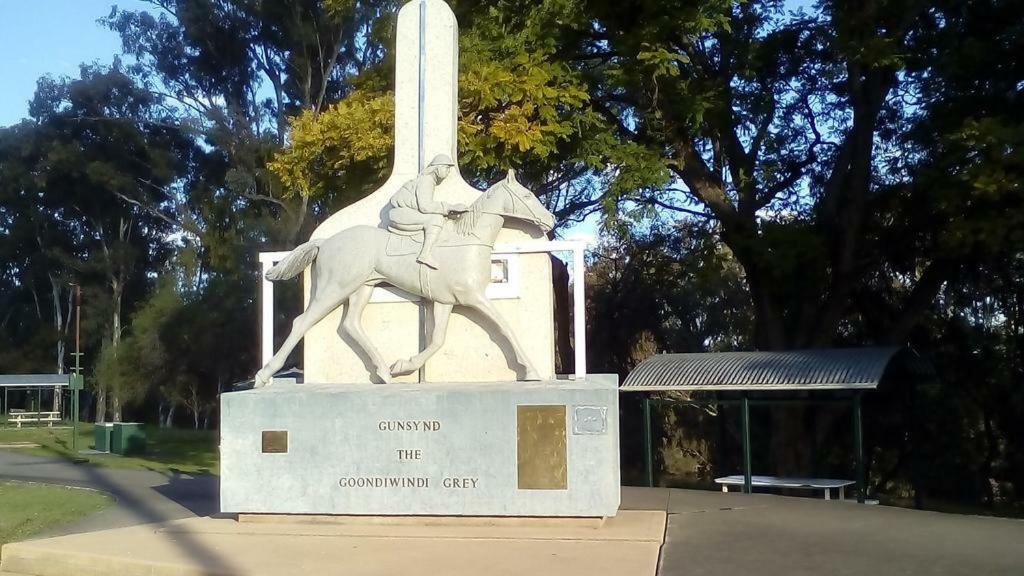 Pioneer Motel Goondiwindi Buitenkant foto